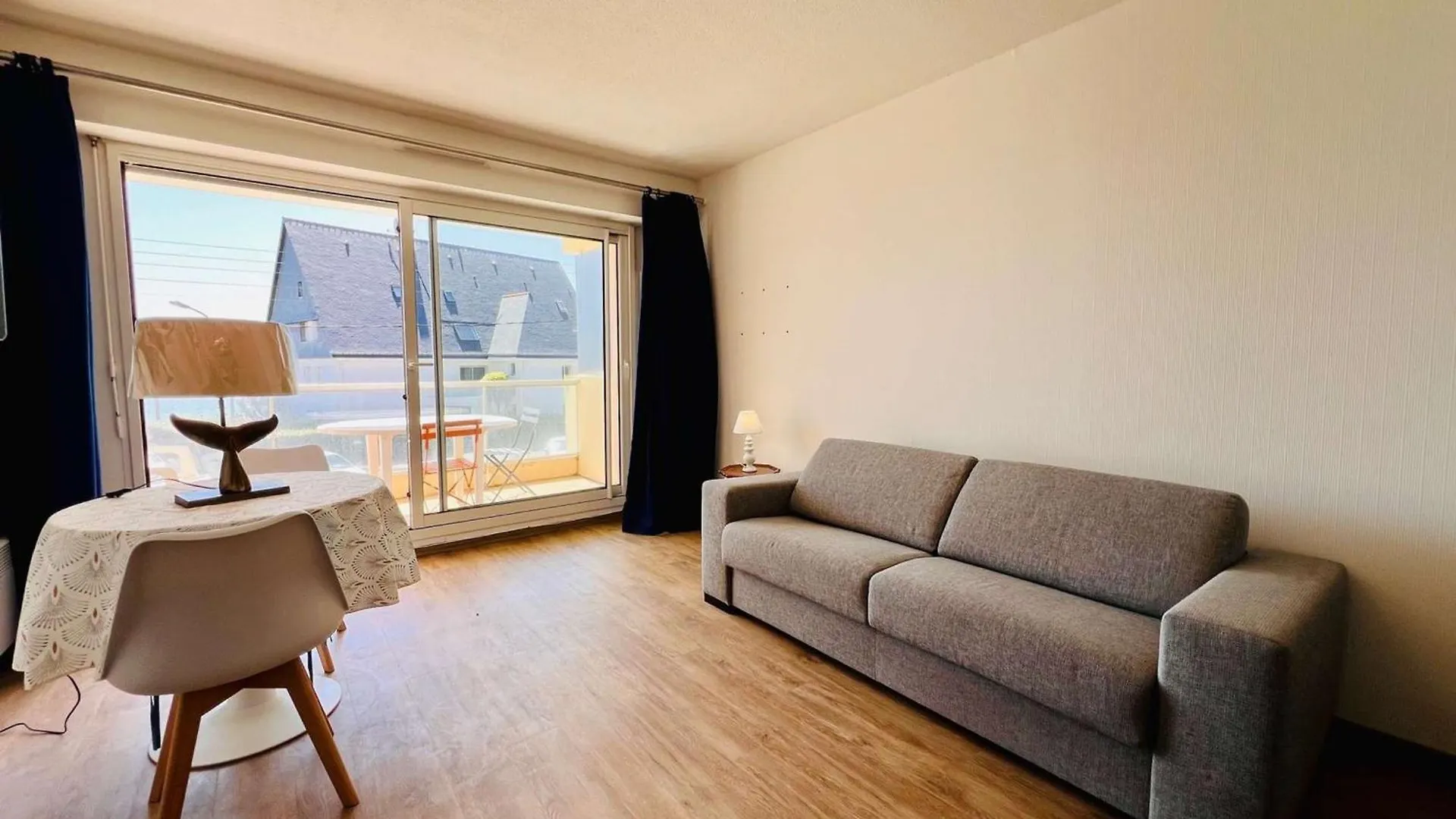 Studio Renove 30M² A Quiberon Avec Balcon Et Parking - Fr-1-478-289